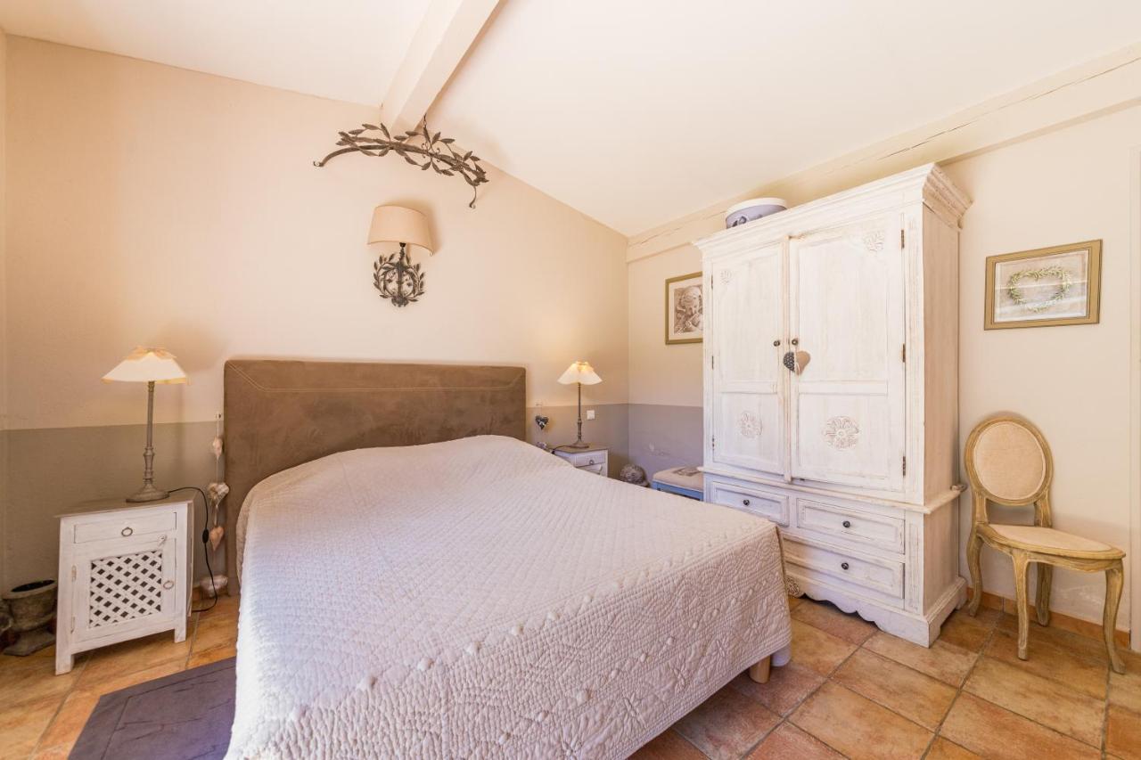 Jade En Provence Hotell Vaison-la-Romaine Exteriör bild