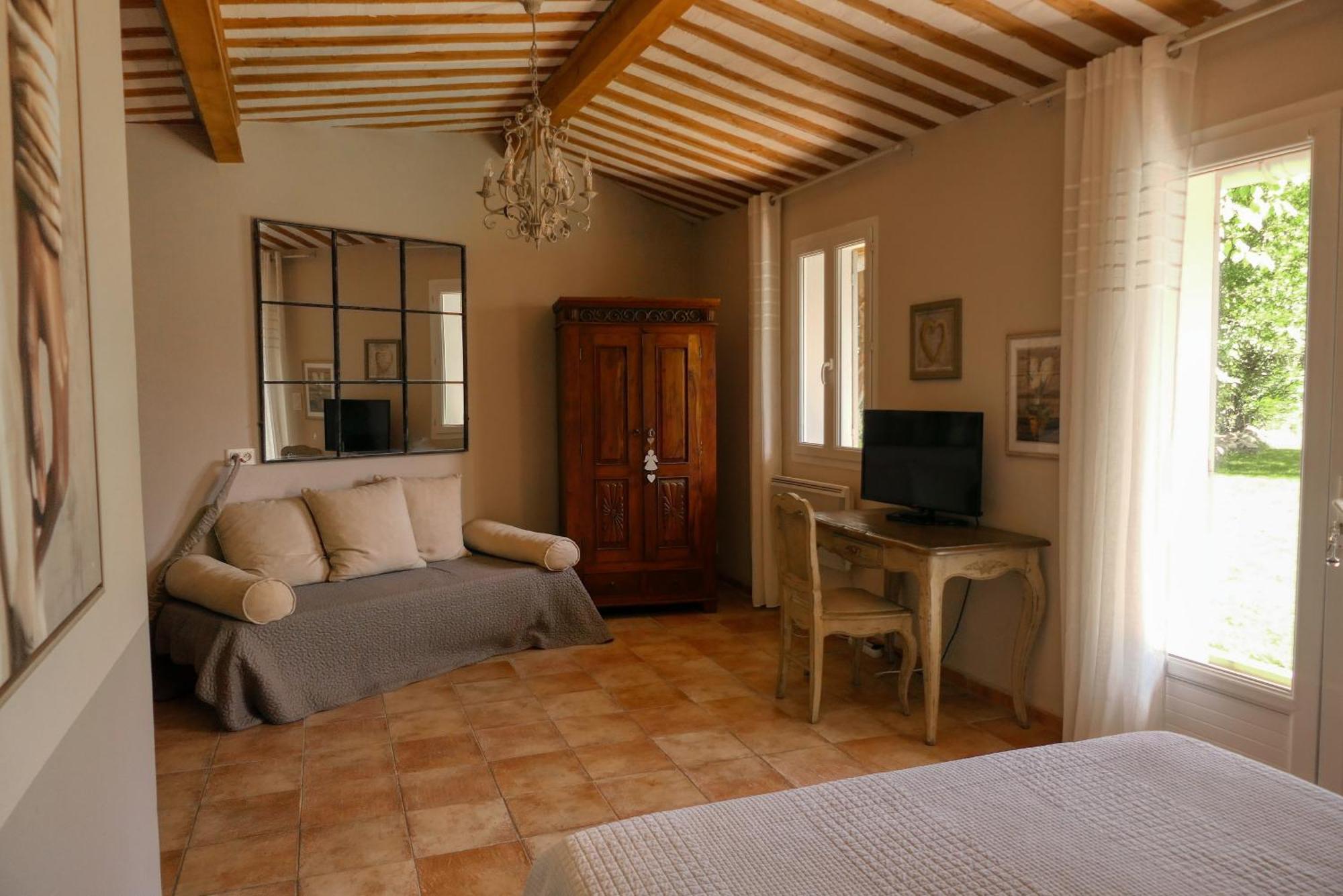 Jade En Provence Hotell Vaison-la-Romaine Exteriör bild