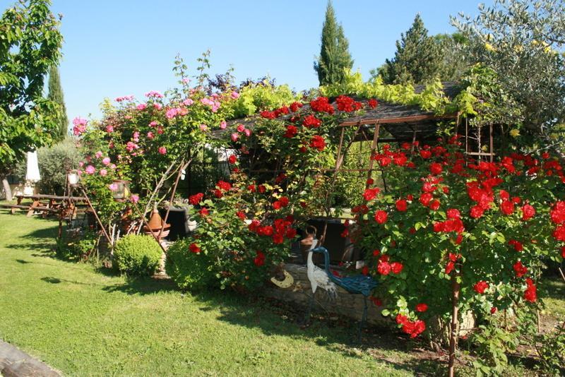 Jade En Provence Hotell Vaison-la-Romaine Exteriör bild